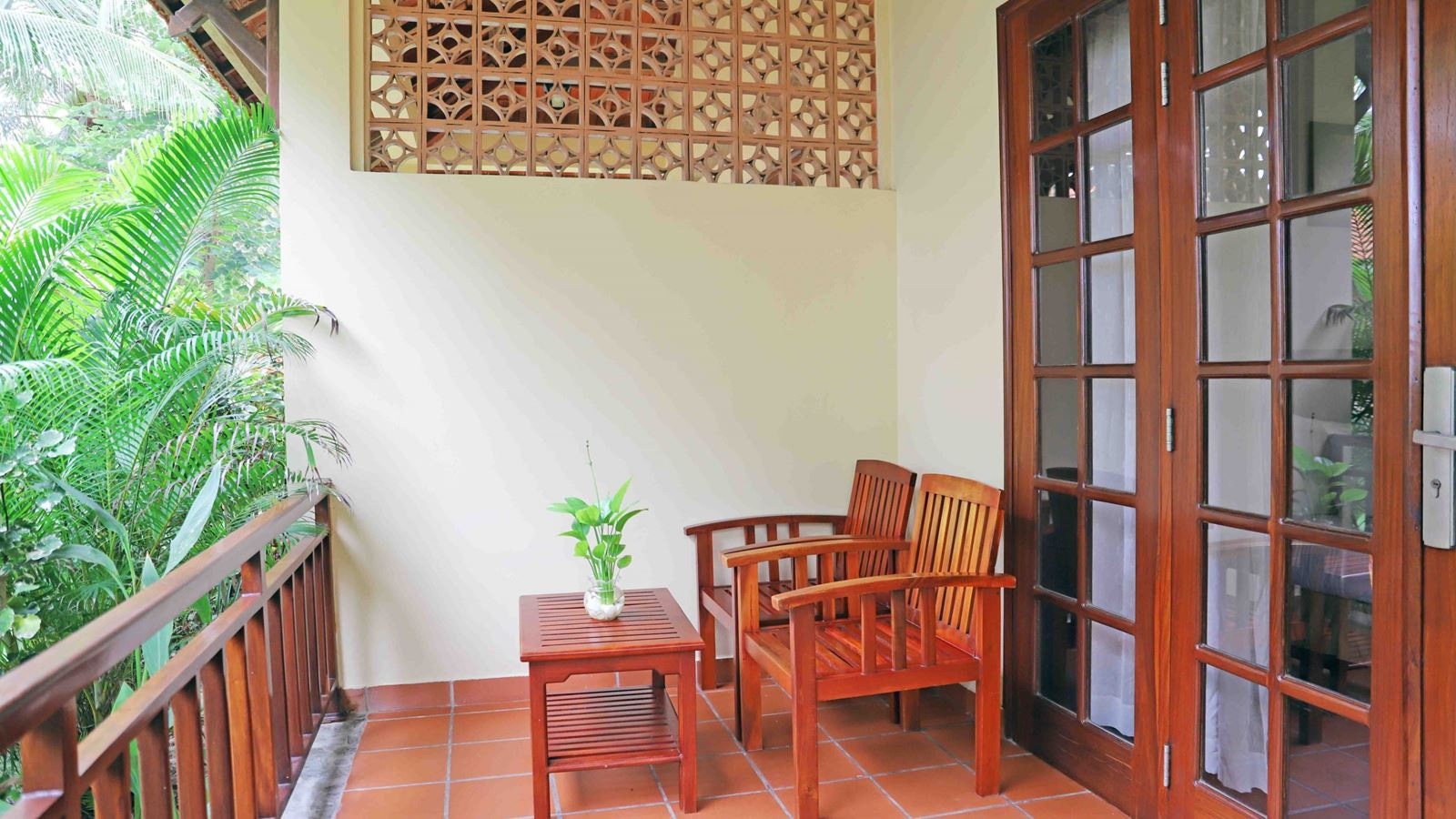 rooms-bungalow-garden-or-pool-view-child-without-extra-bed