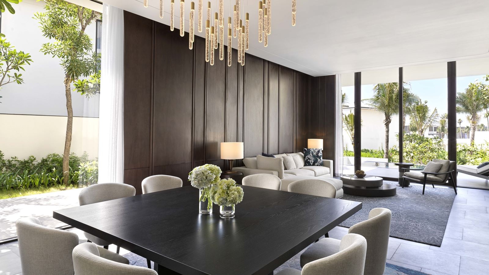 rooms-lush-villa-one-bedroom-with-pool