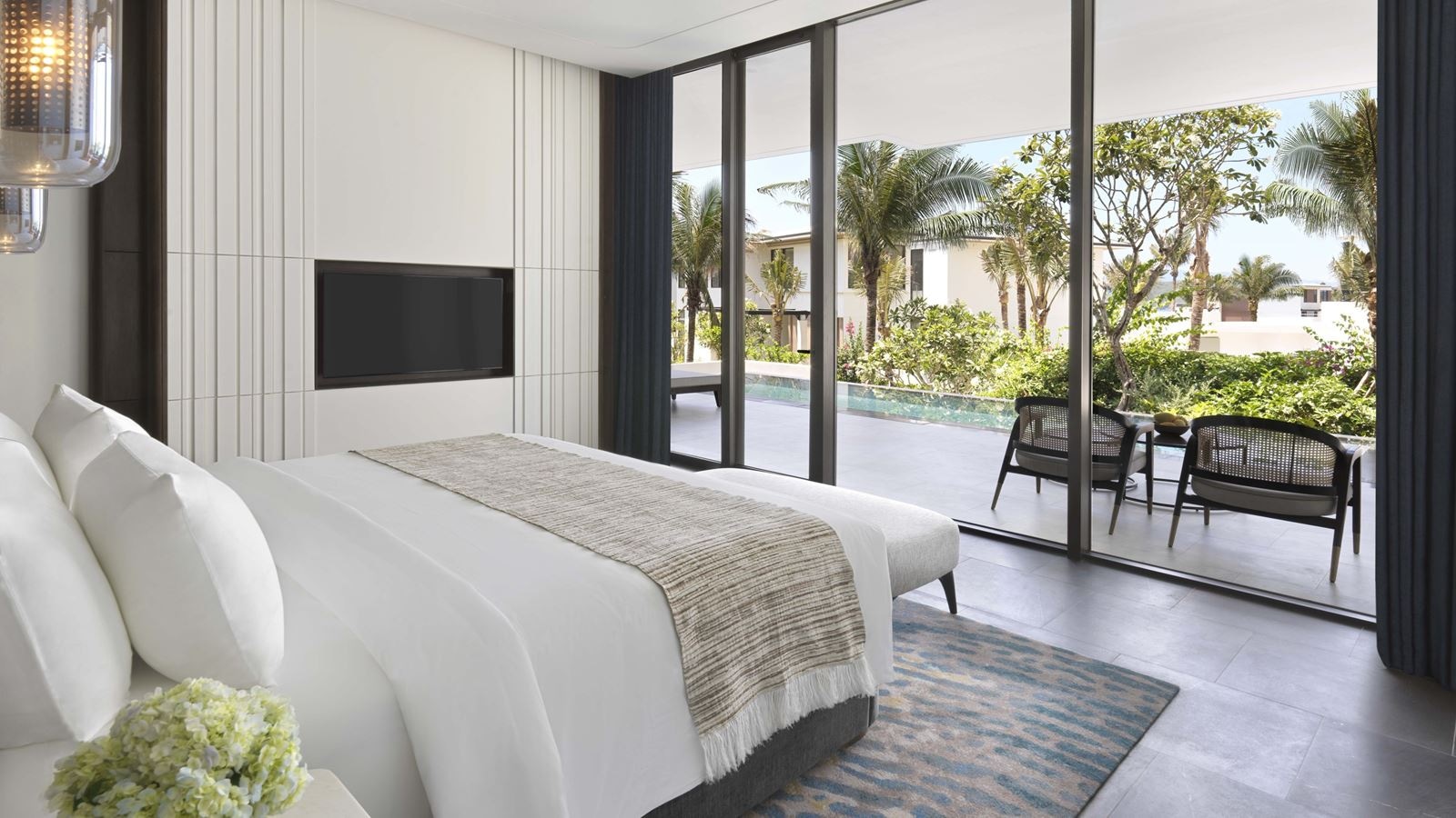 rooms-lush-villa-two-bedroom-with-pool