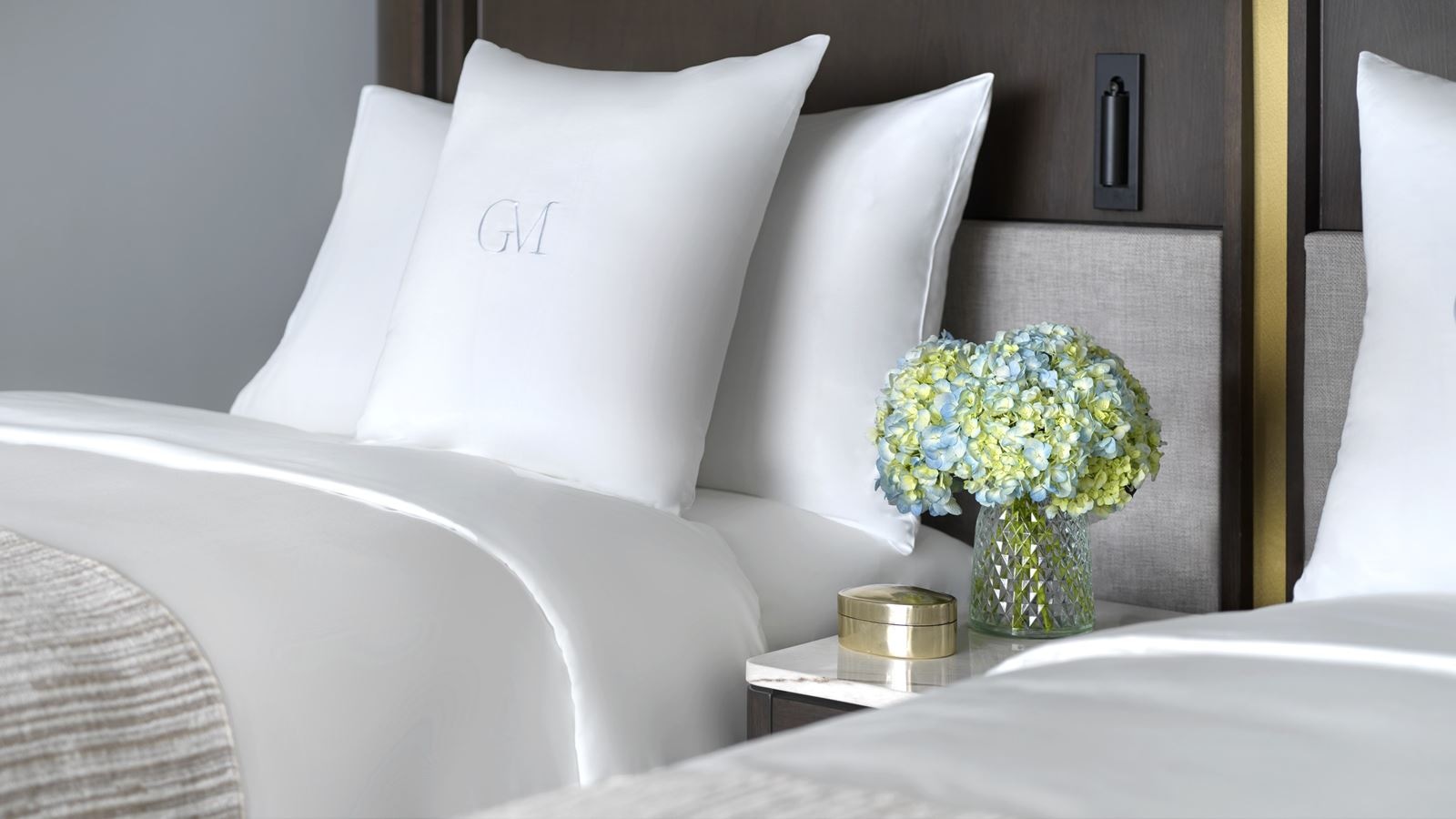 rooms-lush-villa-three-bedroom-with-pool