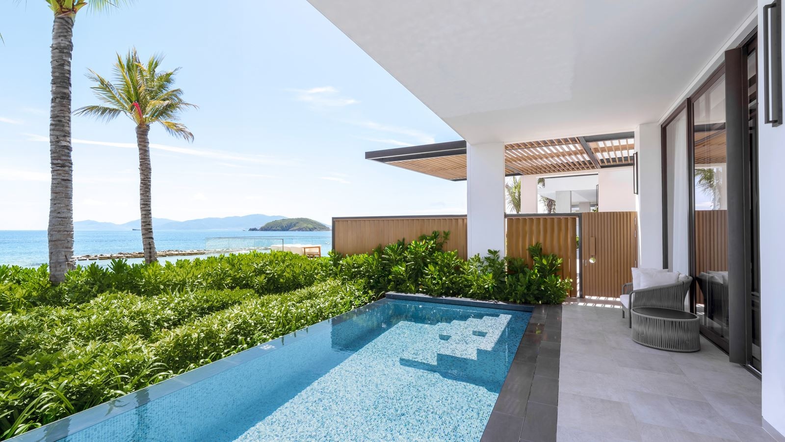 rooms-gran-ocean-villa-three-bedroom-with-pool