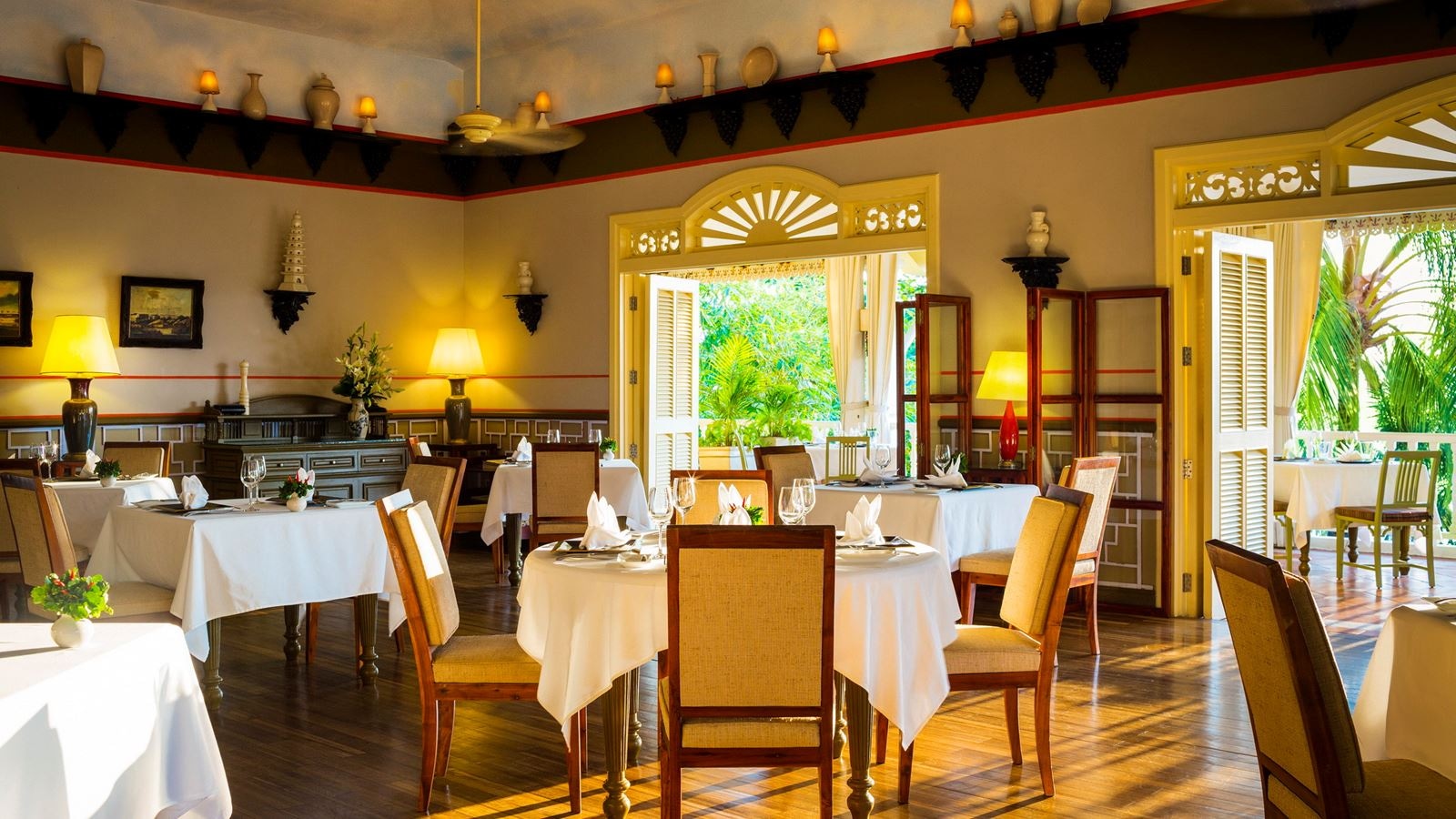 restaurants-the-pepper-tree