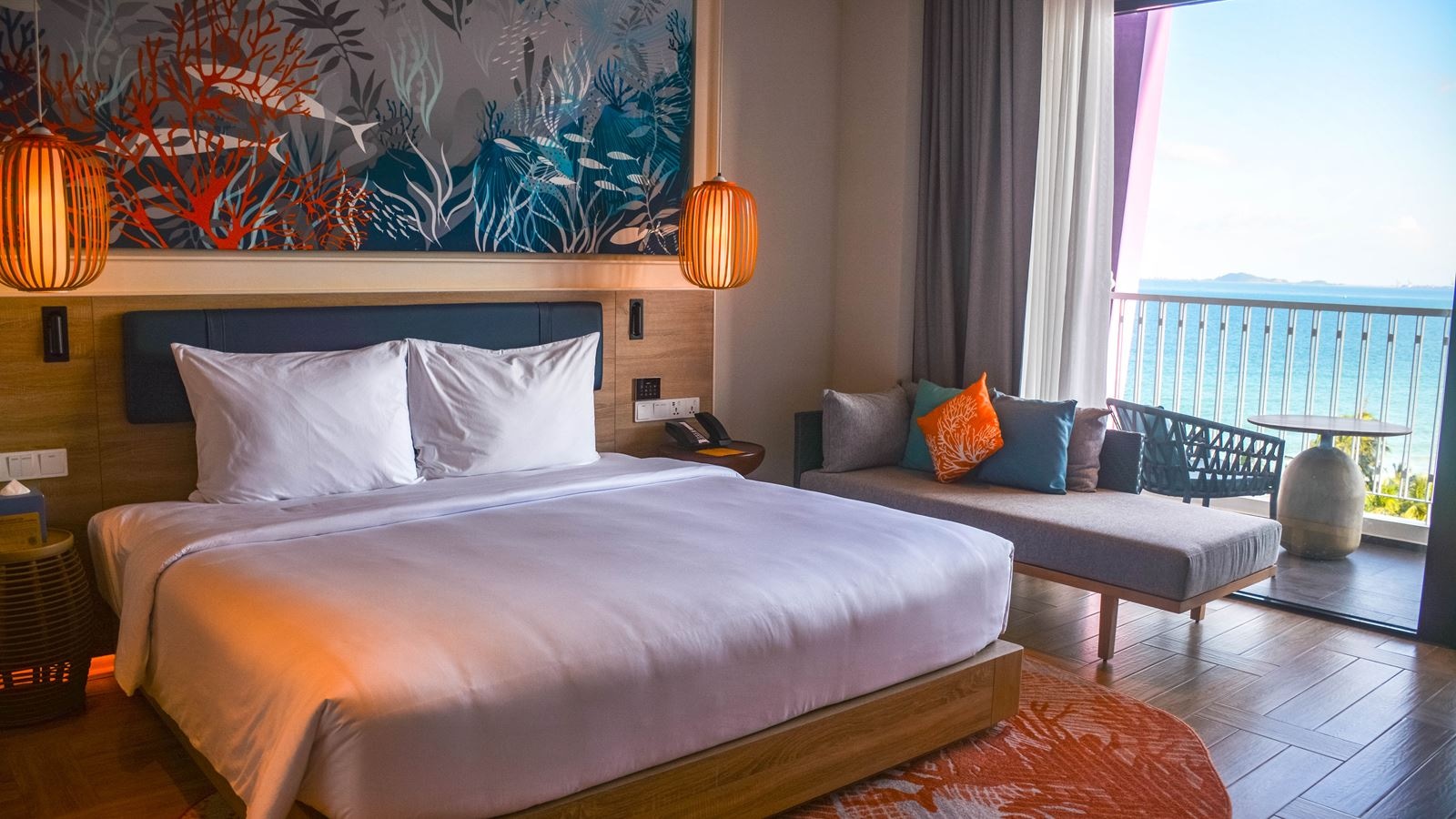 rooms-deluxe-ocean-view