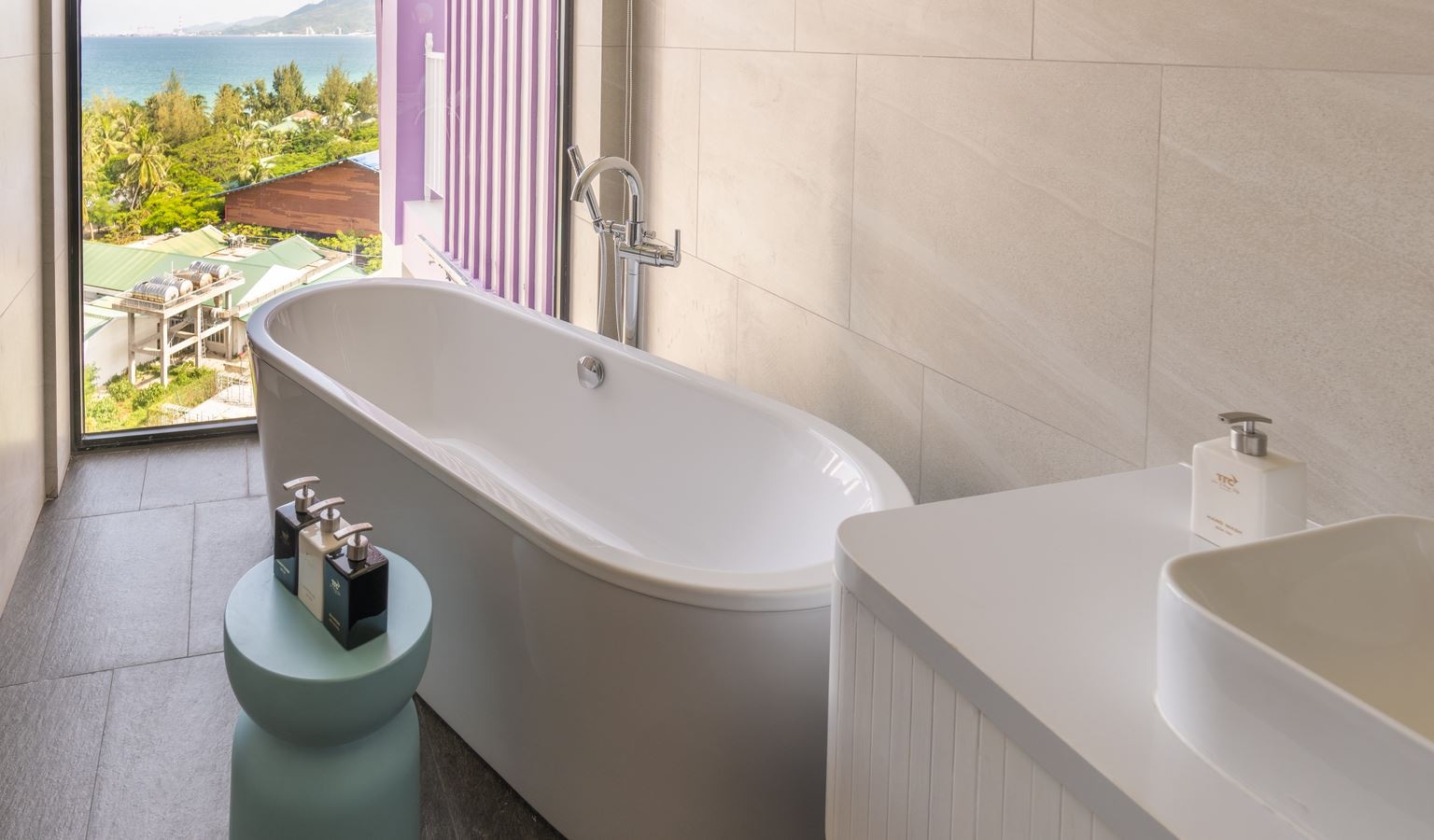 rooms-panoramic-deluxe