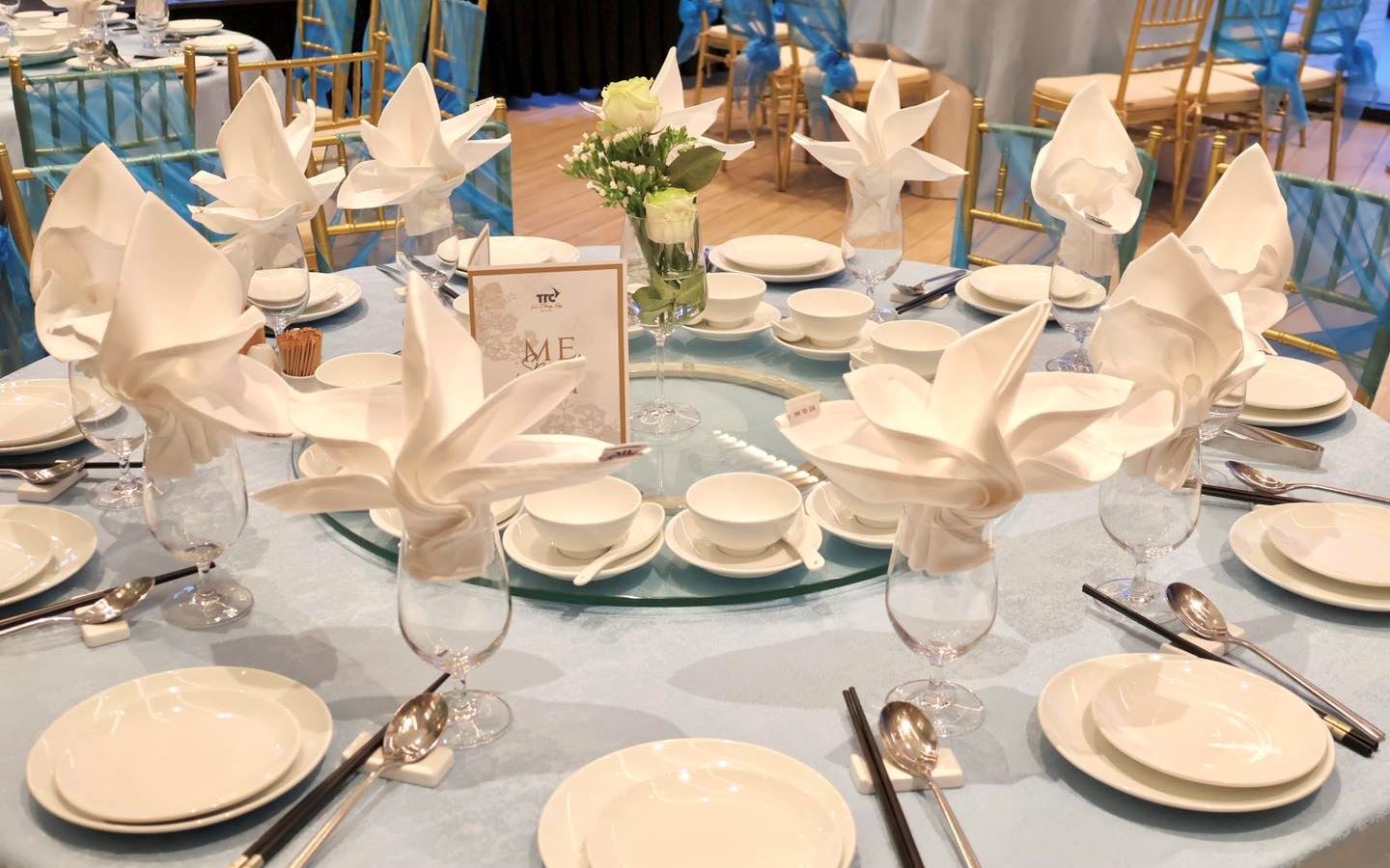 restaurants-restaurant