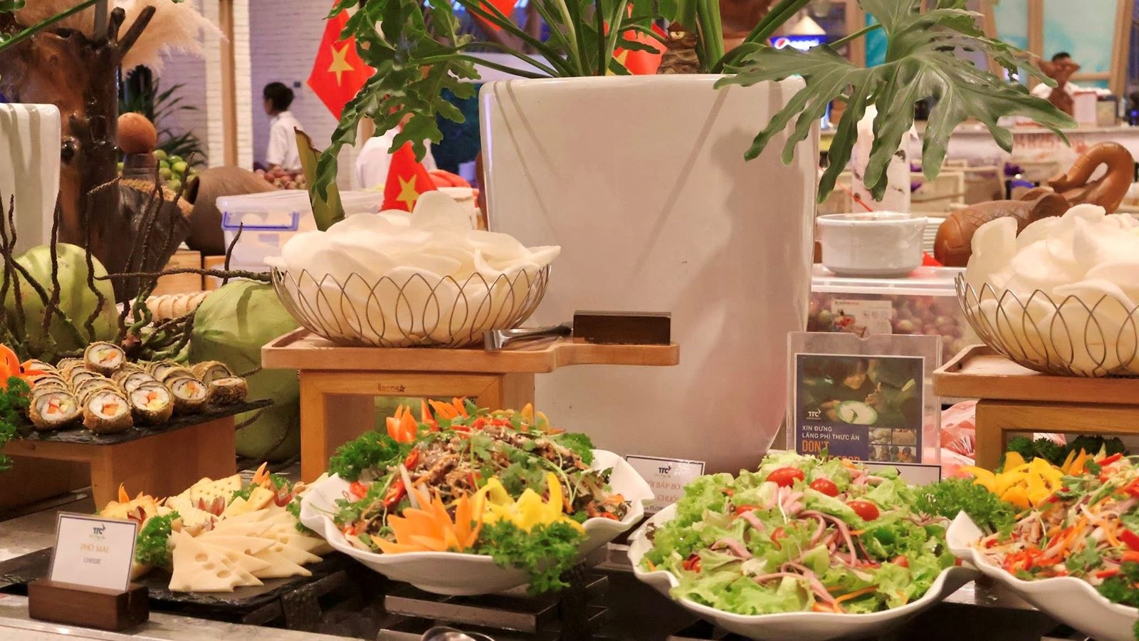 restaurants-restaurant