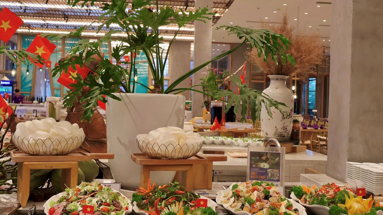 restaurants-restaurant