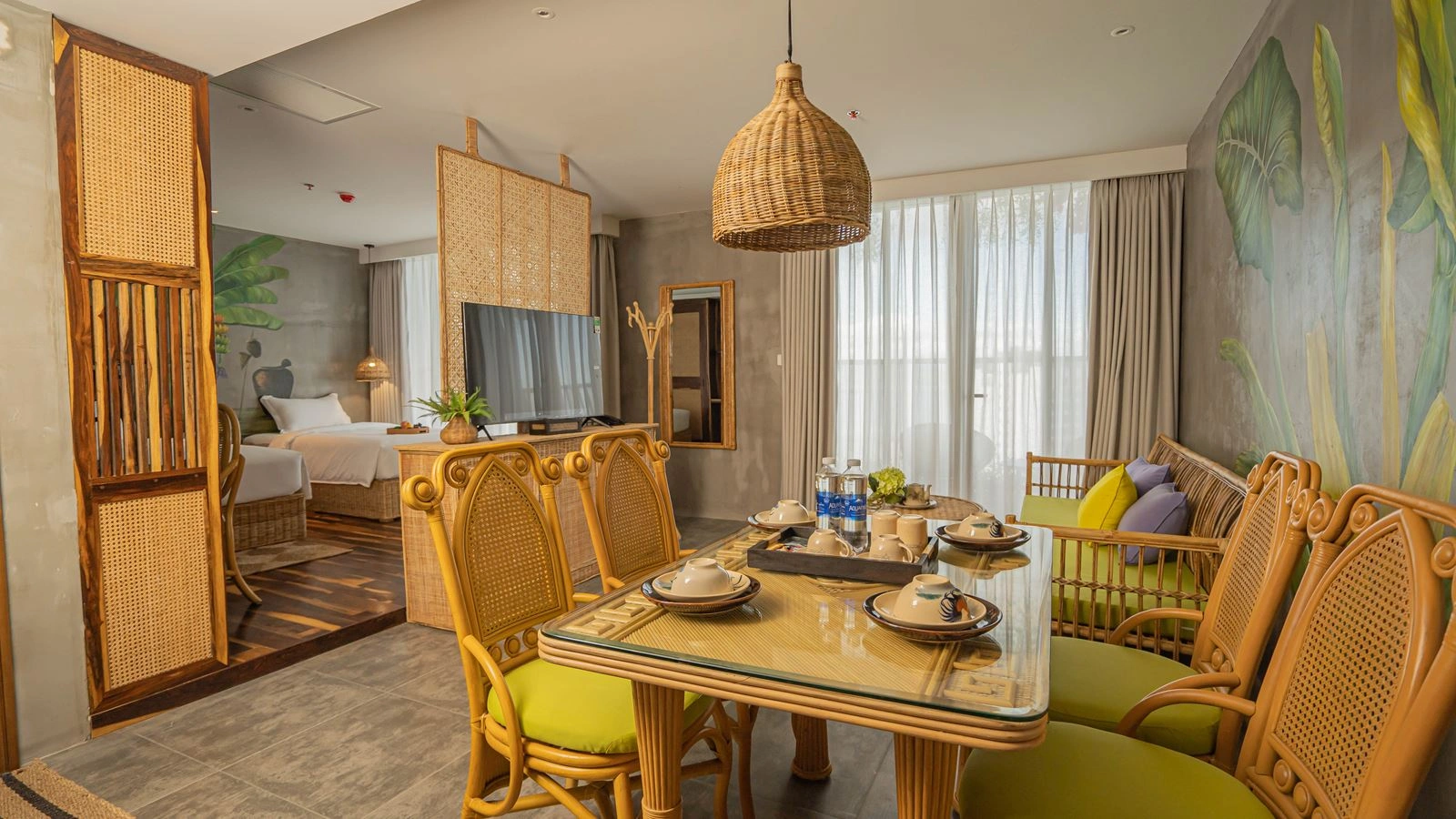 rooms-banana-sunset-with-balcony