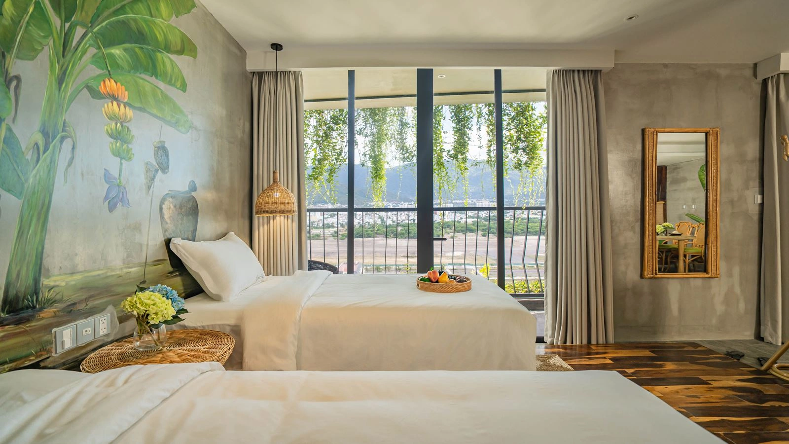 rooms-banana-sunset-with-balcony