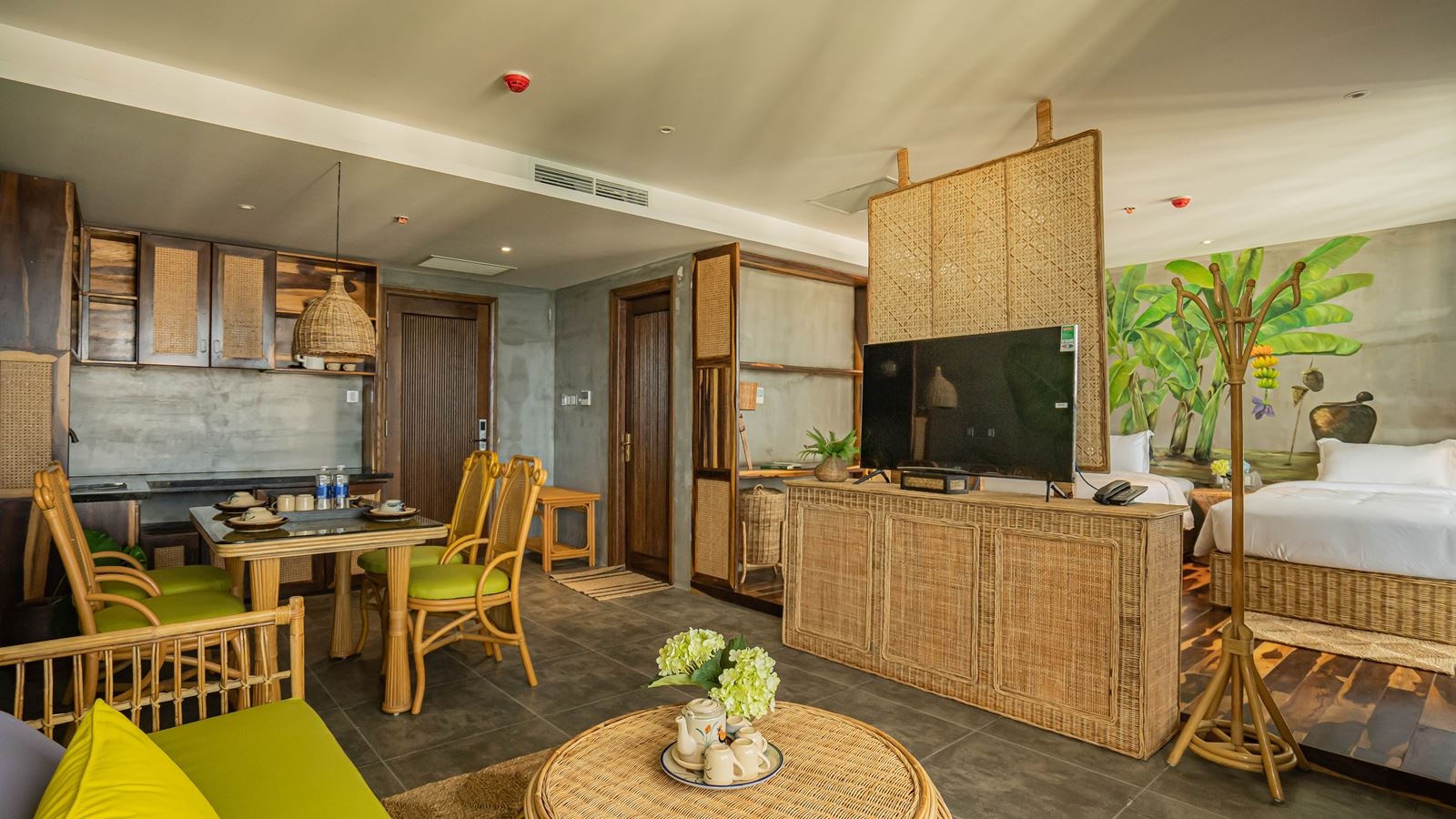 rooms-banana-oasis-with-balcony-child-without-extra-bed