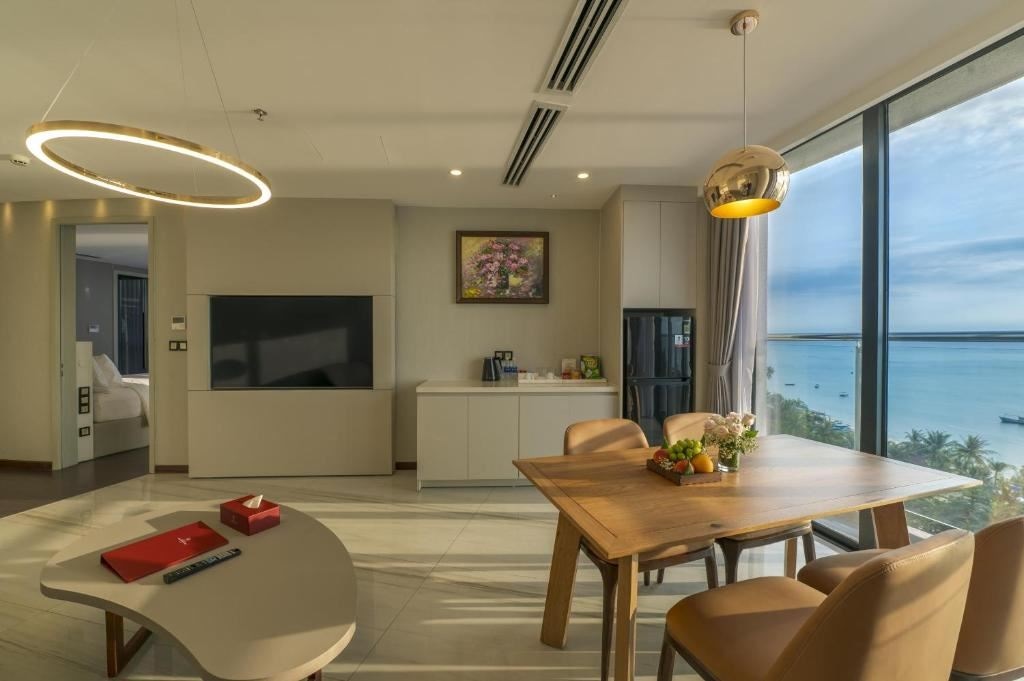 rooms-family-suite-2bedroom-ocean-view-no-extra-bed