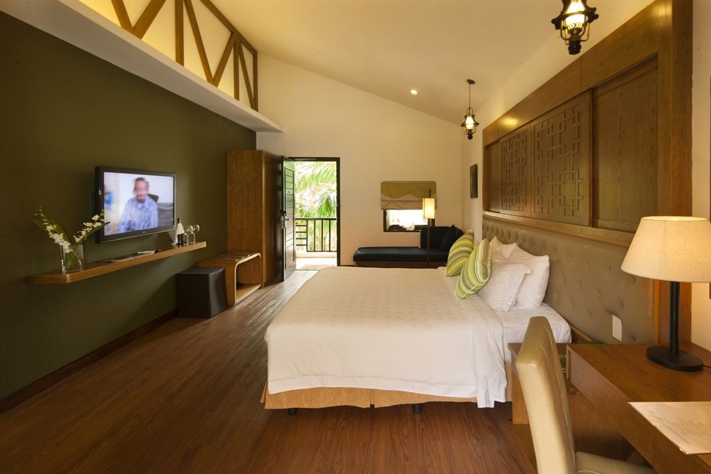 rooms-premium-deluxe-garden-view-balcony-or-terrace