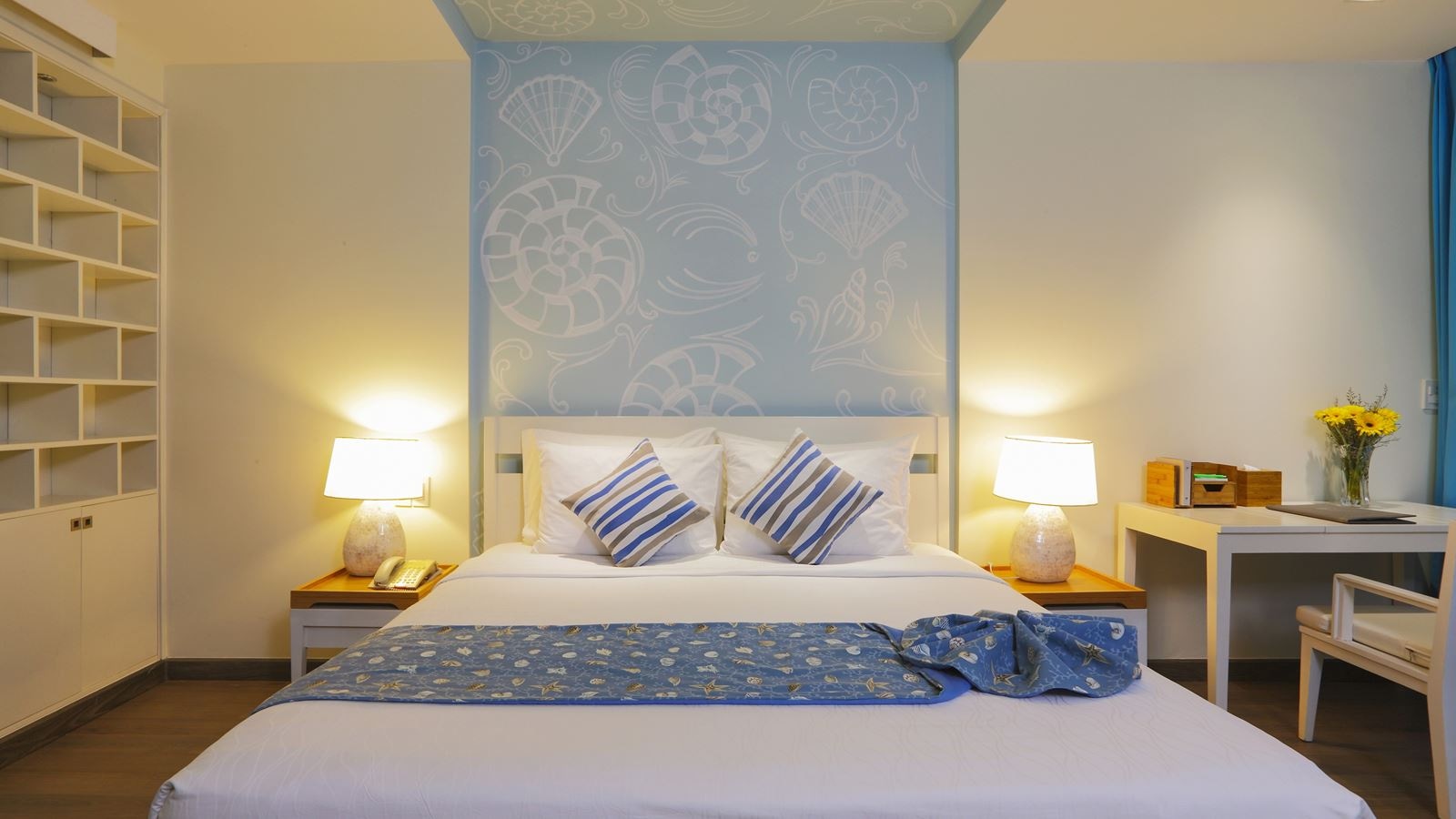 rooms-azul-pool-view