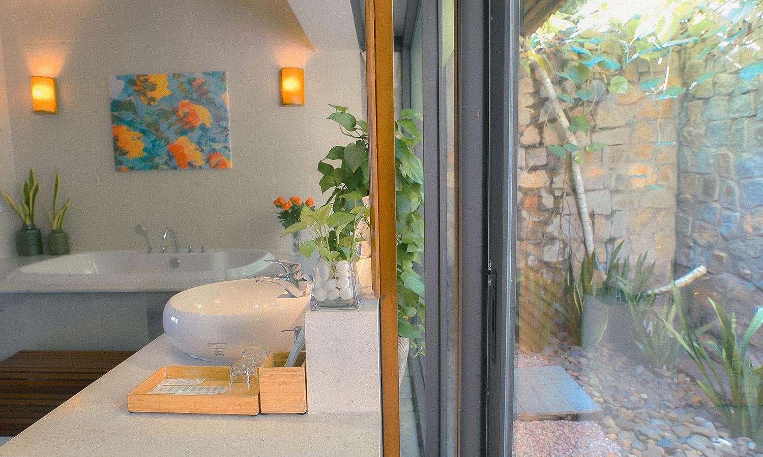 rooms-beachfront-bungalow