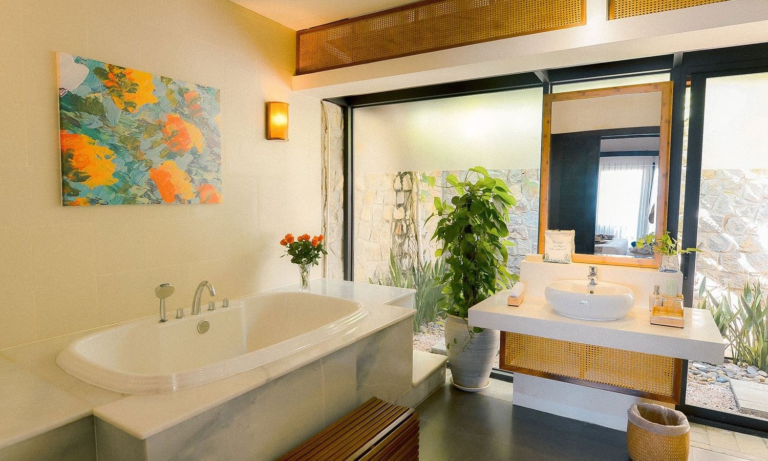 rooms-beachfront-bungalow-child-without-extra-bed