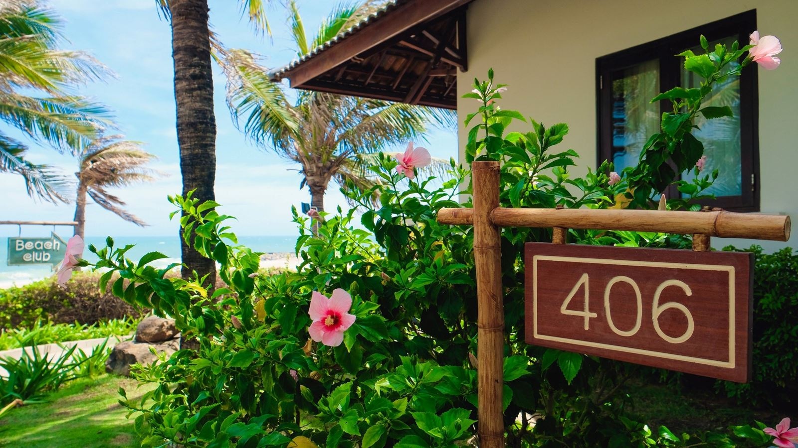 rooms-beachfront-bungalow-child-without-extra-bed