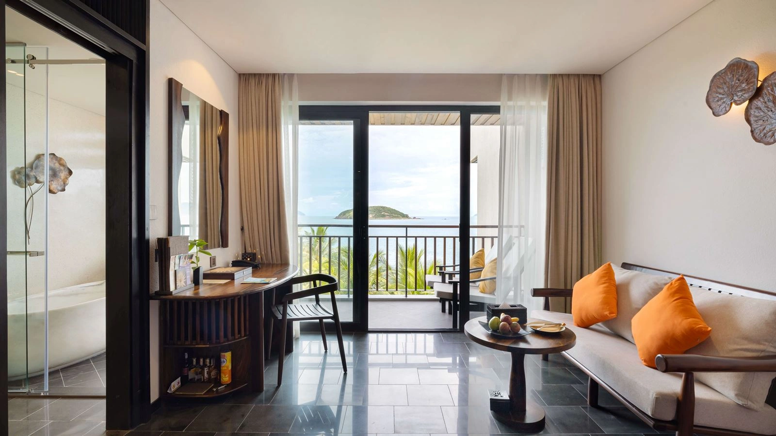 rooms-deluxe-ocean-view-with-children-themed-room