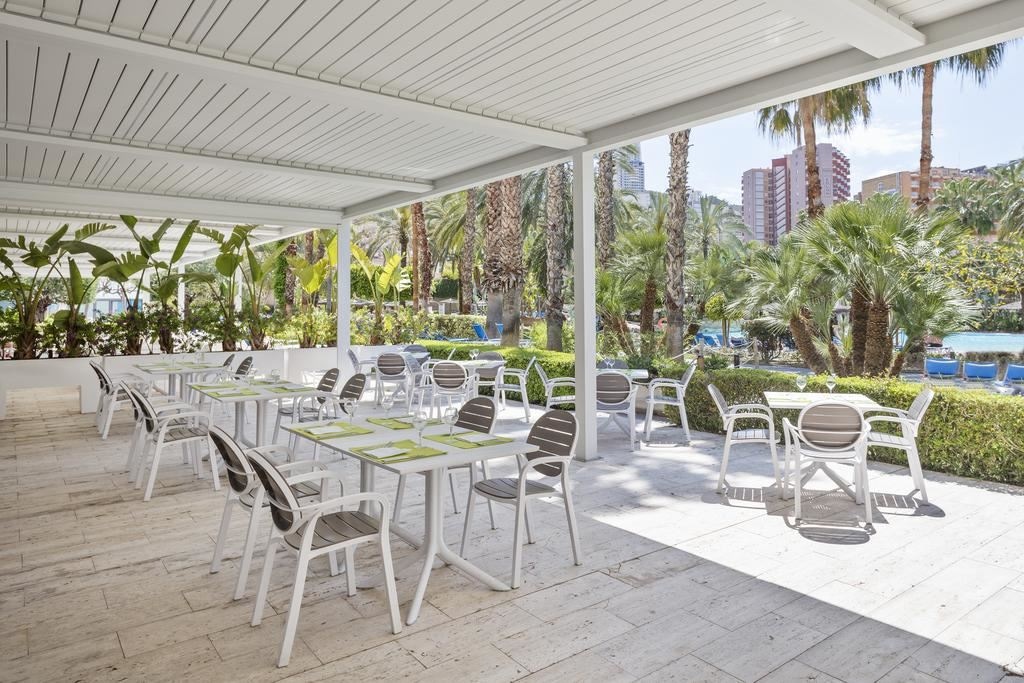 restaurants-restaurants