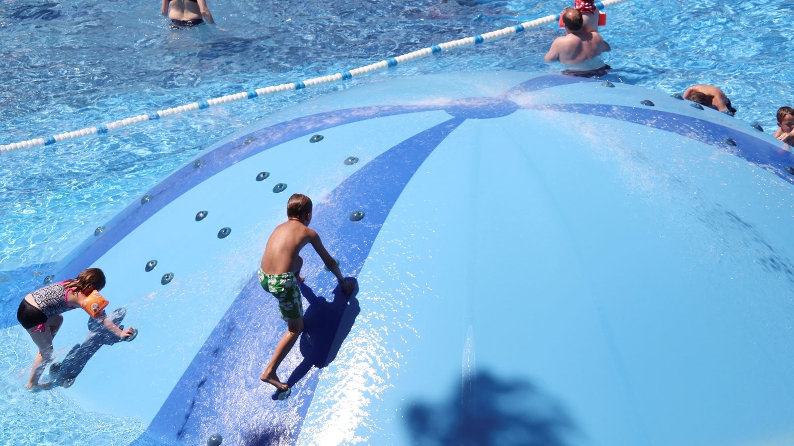 pools-outdoor-childrens-pool