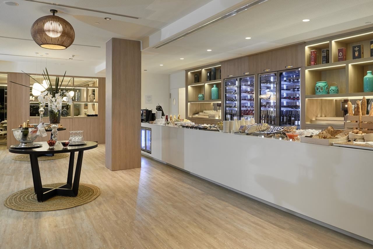 restaurants-the-level-restaurant