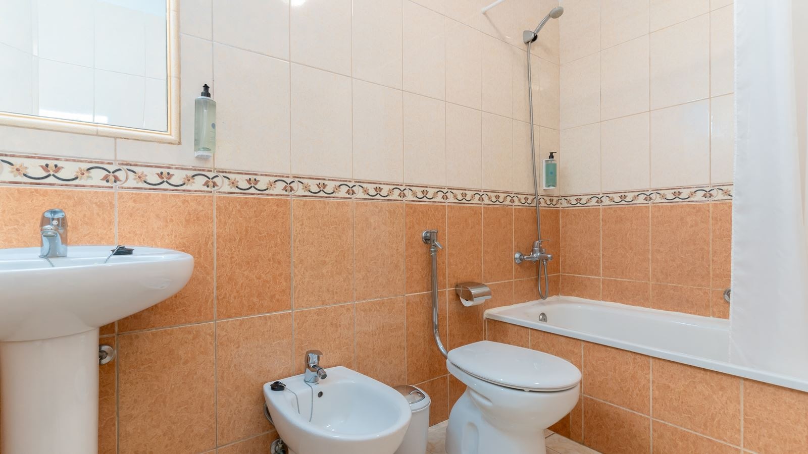 rooms-apartment-1-bedroom-comfort