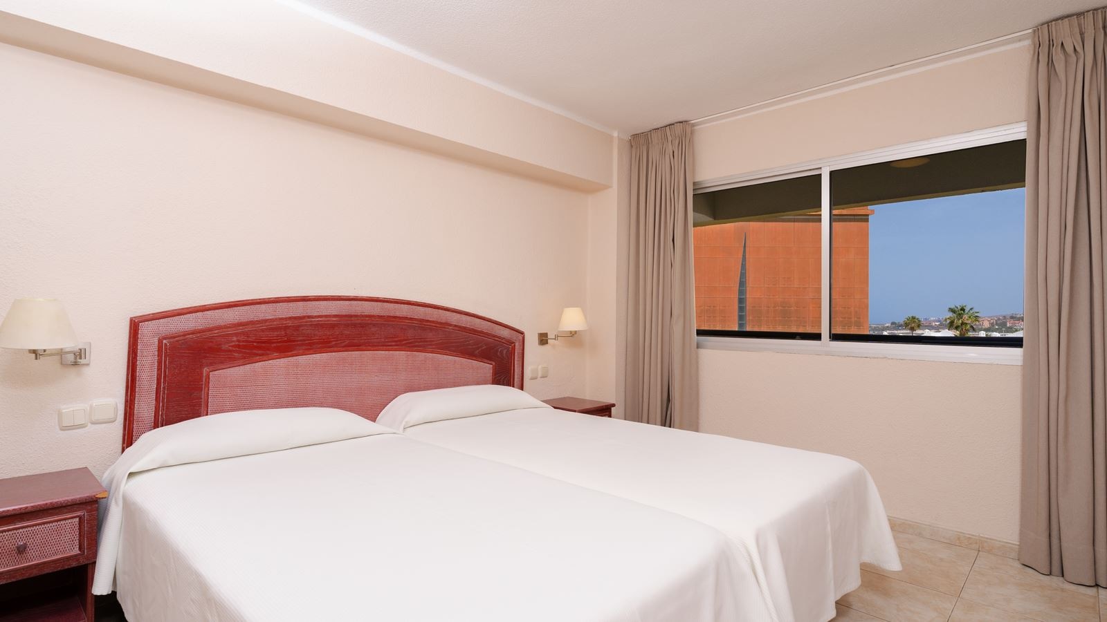 rooms-apartment-2-bedroom-comfort
