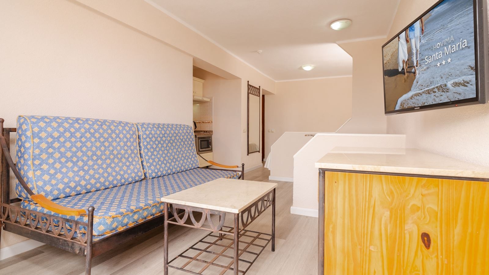 rooms-studio-superior