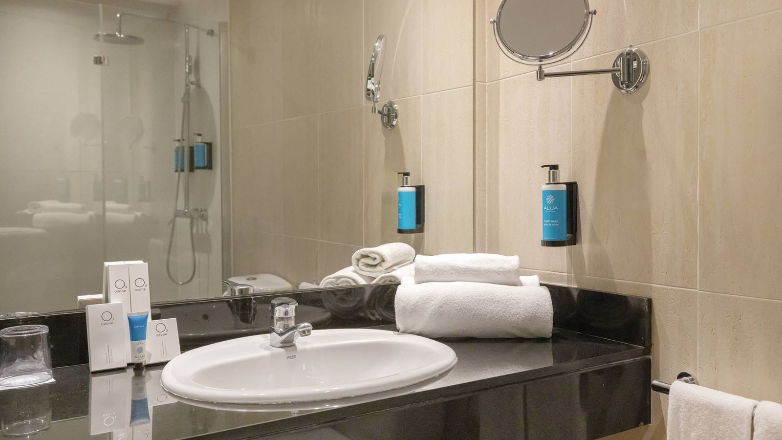 rooms-my-favourite-club-junior-suite-sea-view-balcony