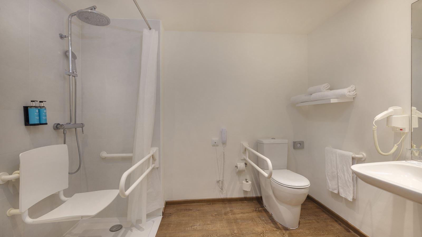 rooms-room-double-sea-view-balcony