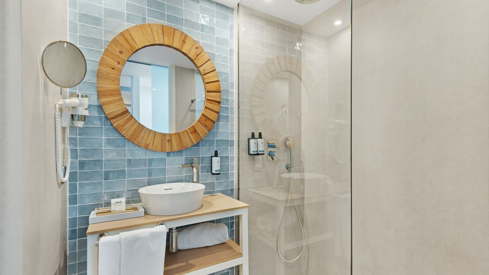 rooms-double-superior-balcony