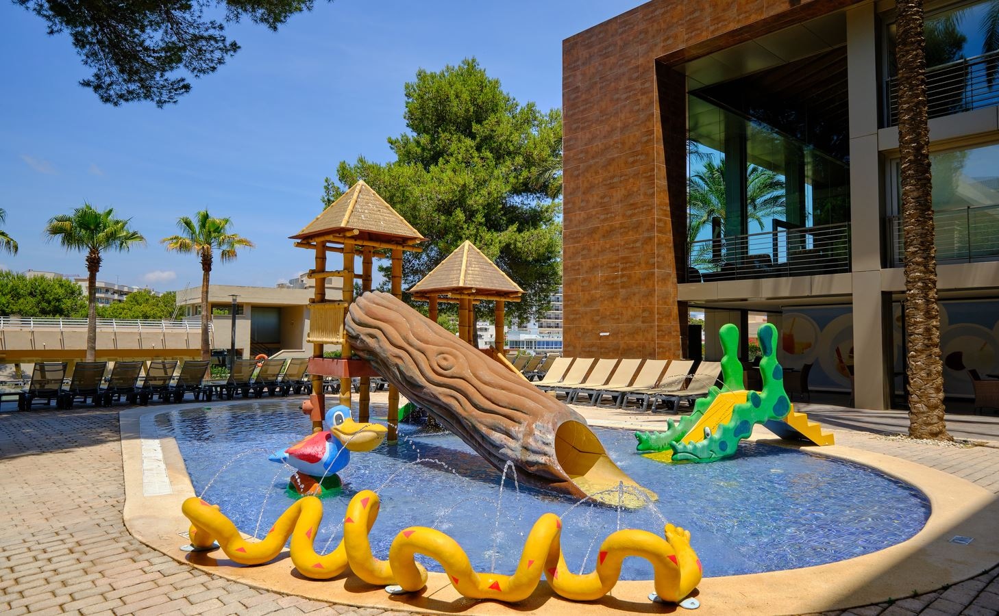 pools-outdoor-childrens-pool
