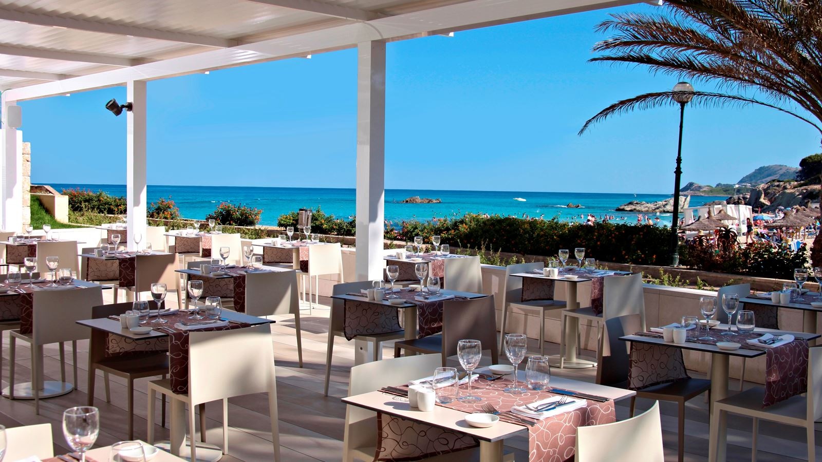 restaurants-restaurant--buffet-baix