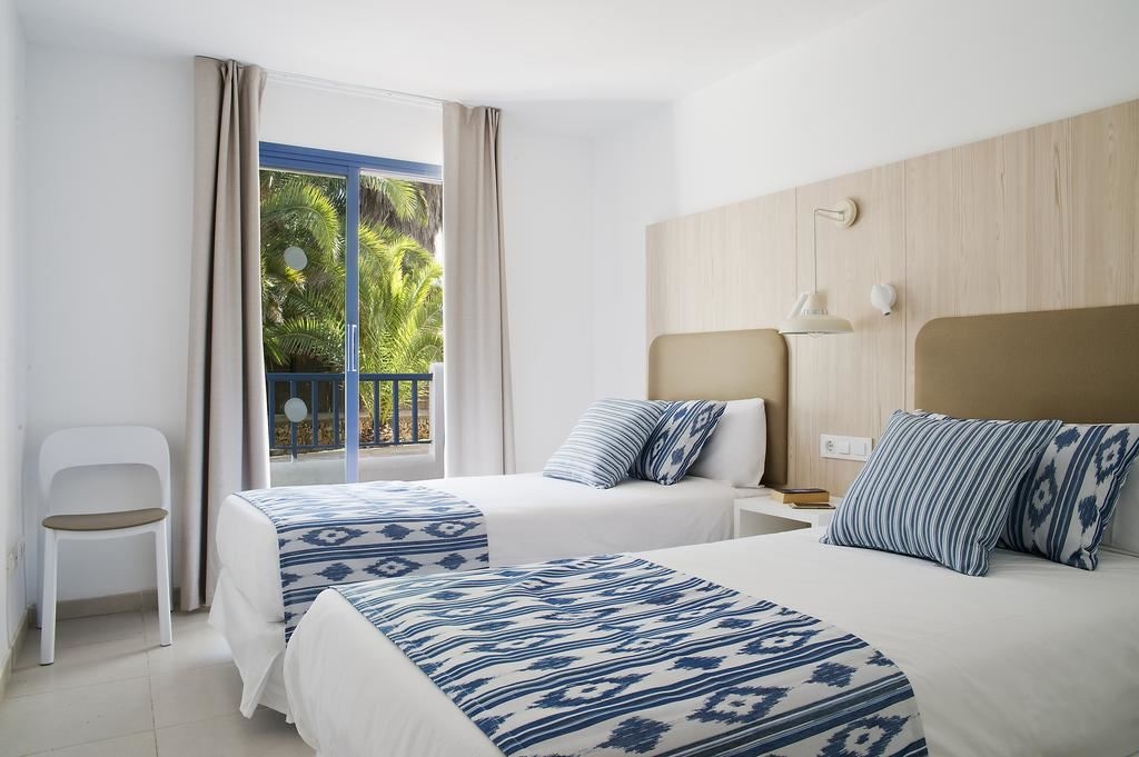 rooms-apartment-2-bedrooms