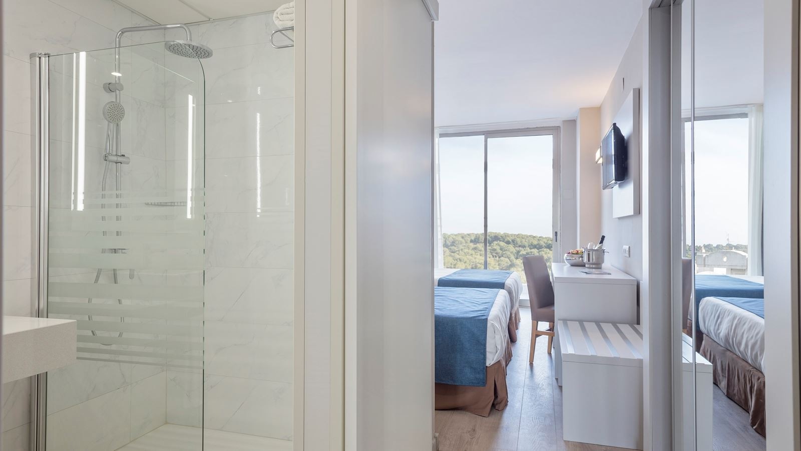 rooms-room-standard-singleuse-balcony-or-terrace