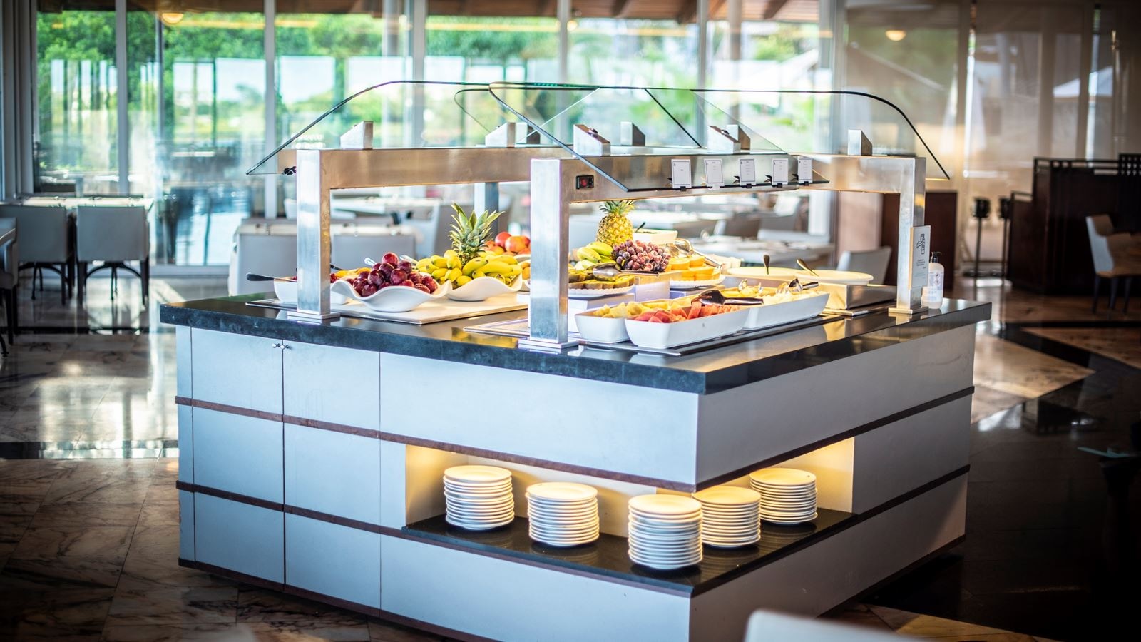 restaurants-restaurant