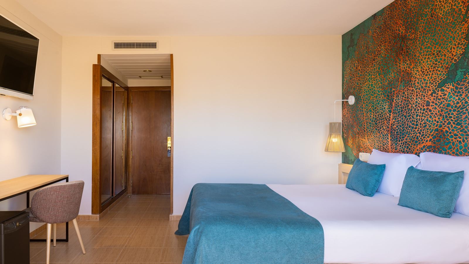 rooms-superior-triple-pool-view-room-balcony-or-terrace