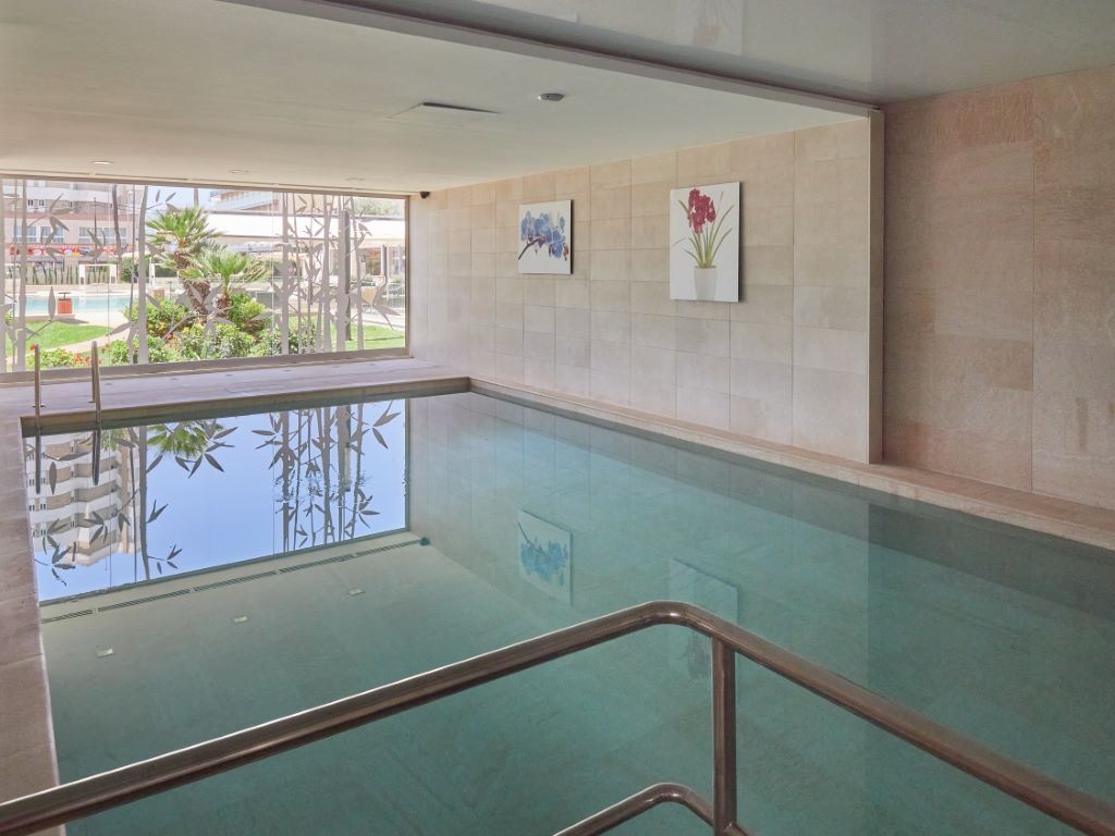pools-indoor-pool
