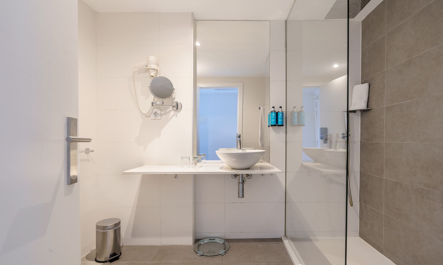 rooms-my-favorite-club-double-frontal-sea-view-balcony