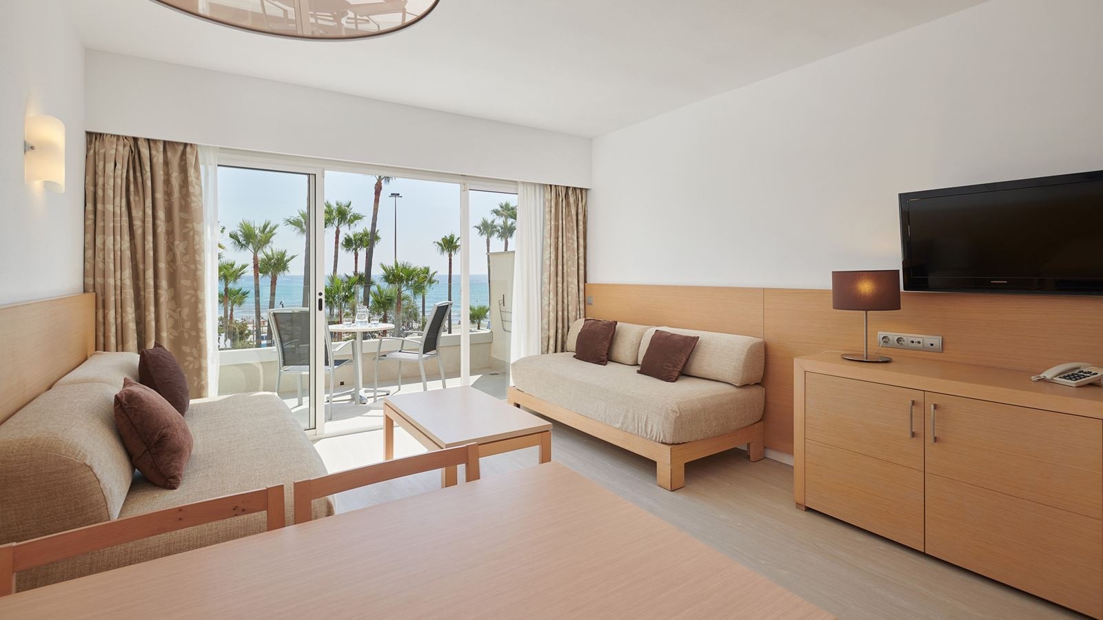 rooms-1-bedroom-apartment