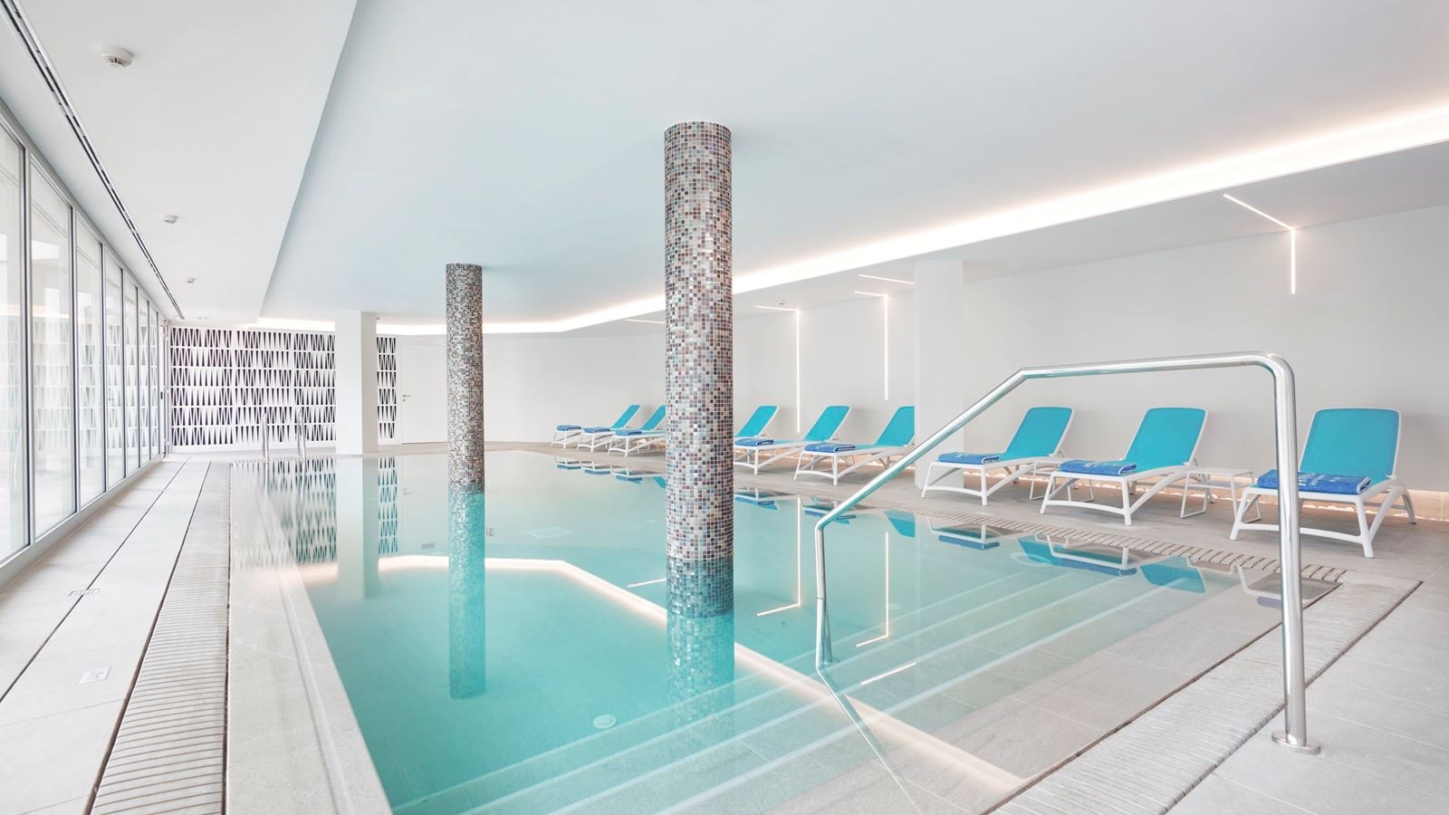 pools-indoor-pool