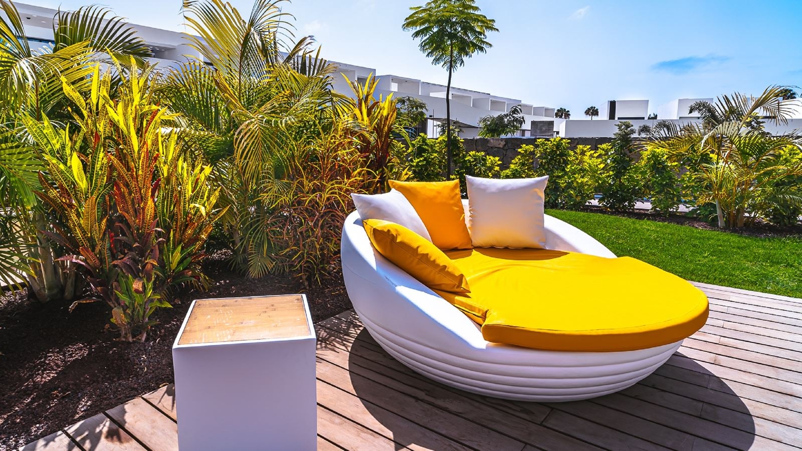 rooms-classic-holiday-home-2-bedrooms-with-terrace