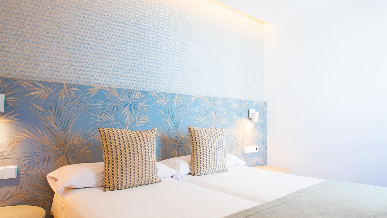 rooms-deluxe-holiday-home-2-bedrooms-with-terrace