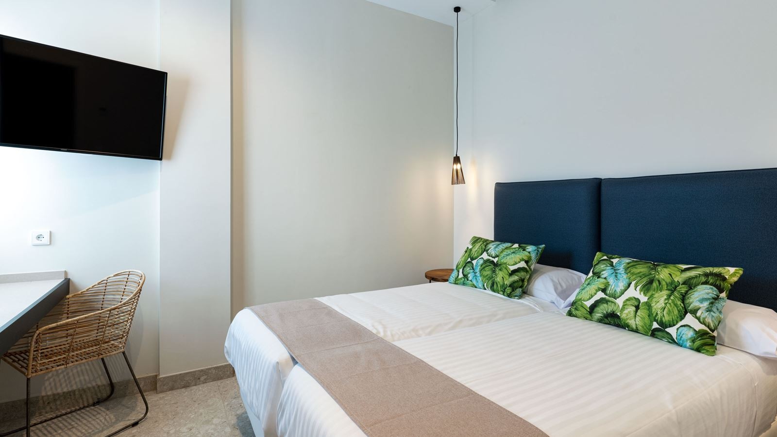 rooms-ocean-front-holiday-home-3-bedrooms-with-terrace