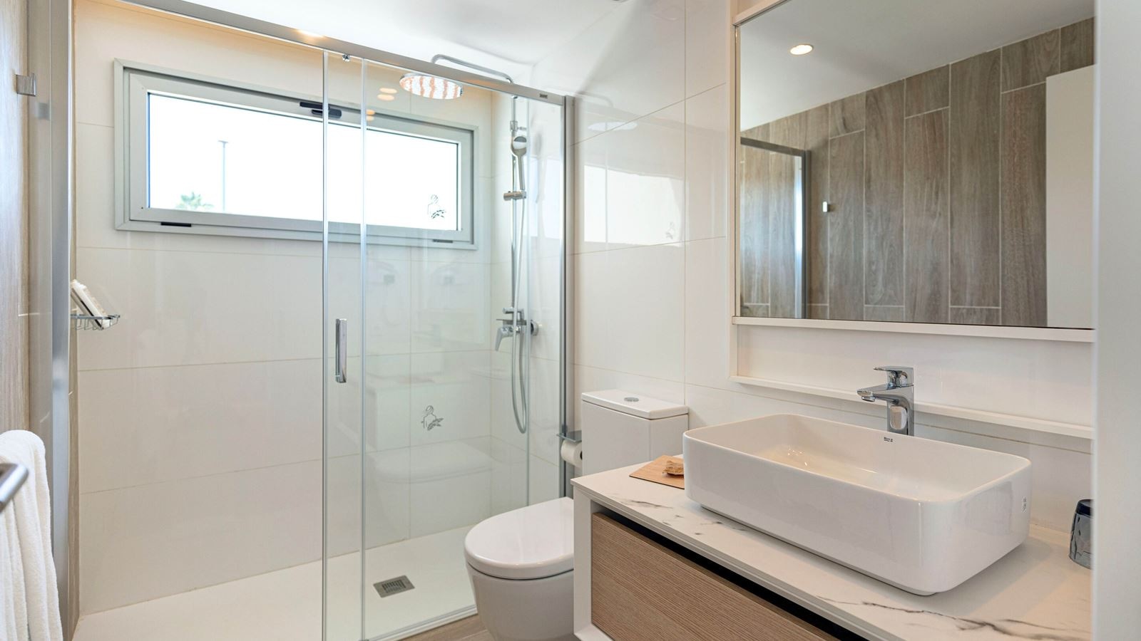 rooms-deluxe-duplex-holiday-home-2-bedrooms-with-terrace