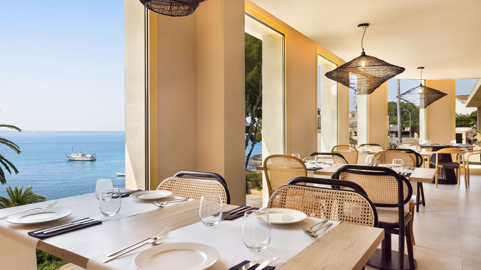 restaurants-inmood-buffet-restaurant