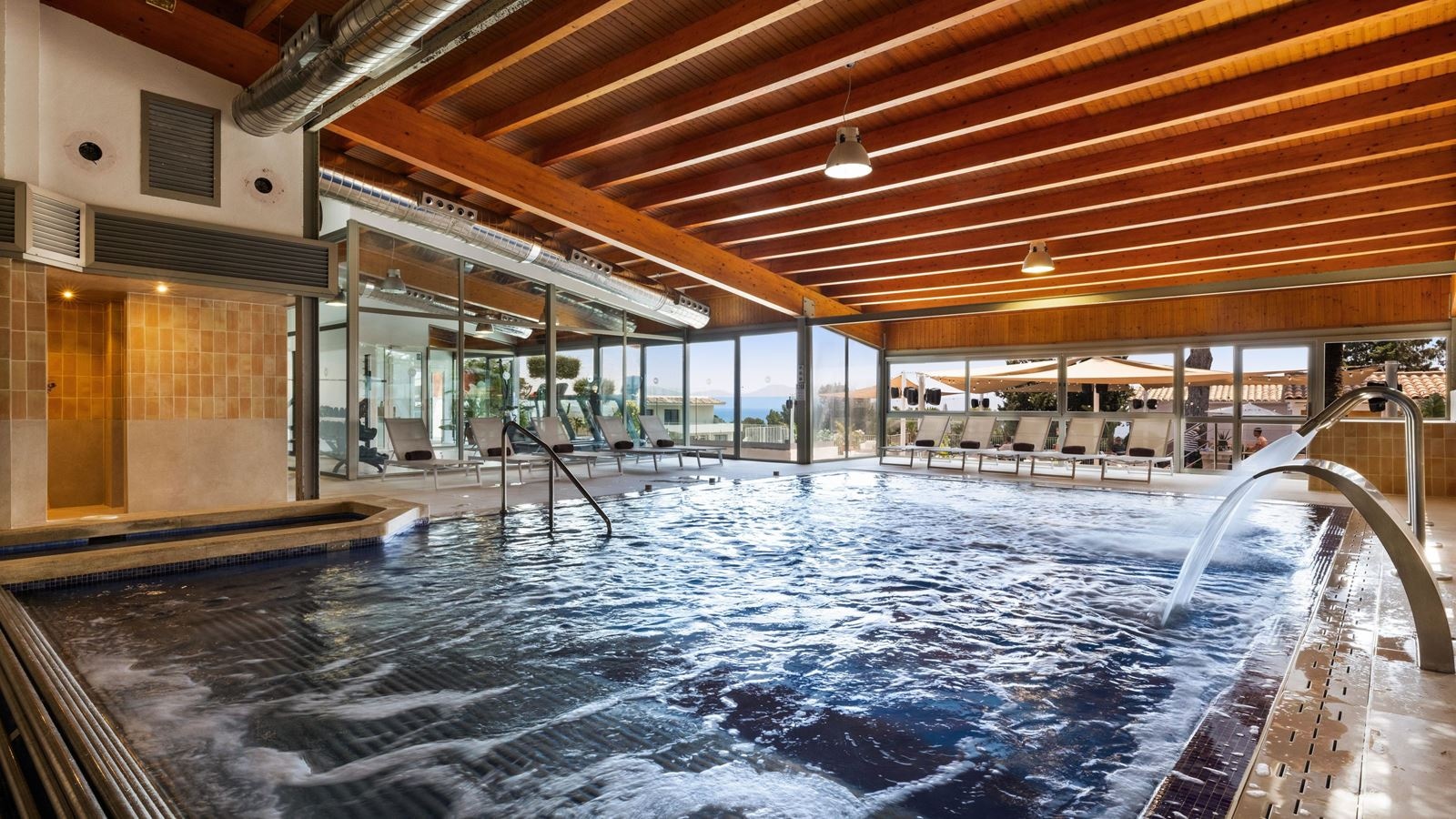 pools-indoor-pool