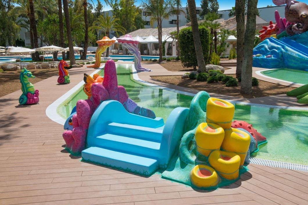 pools-outdoor-childrens-pool