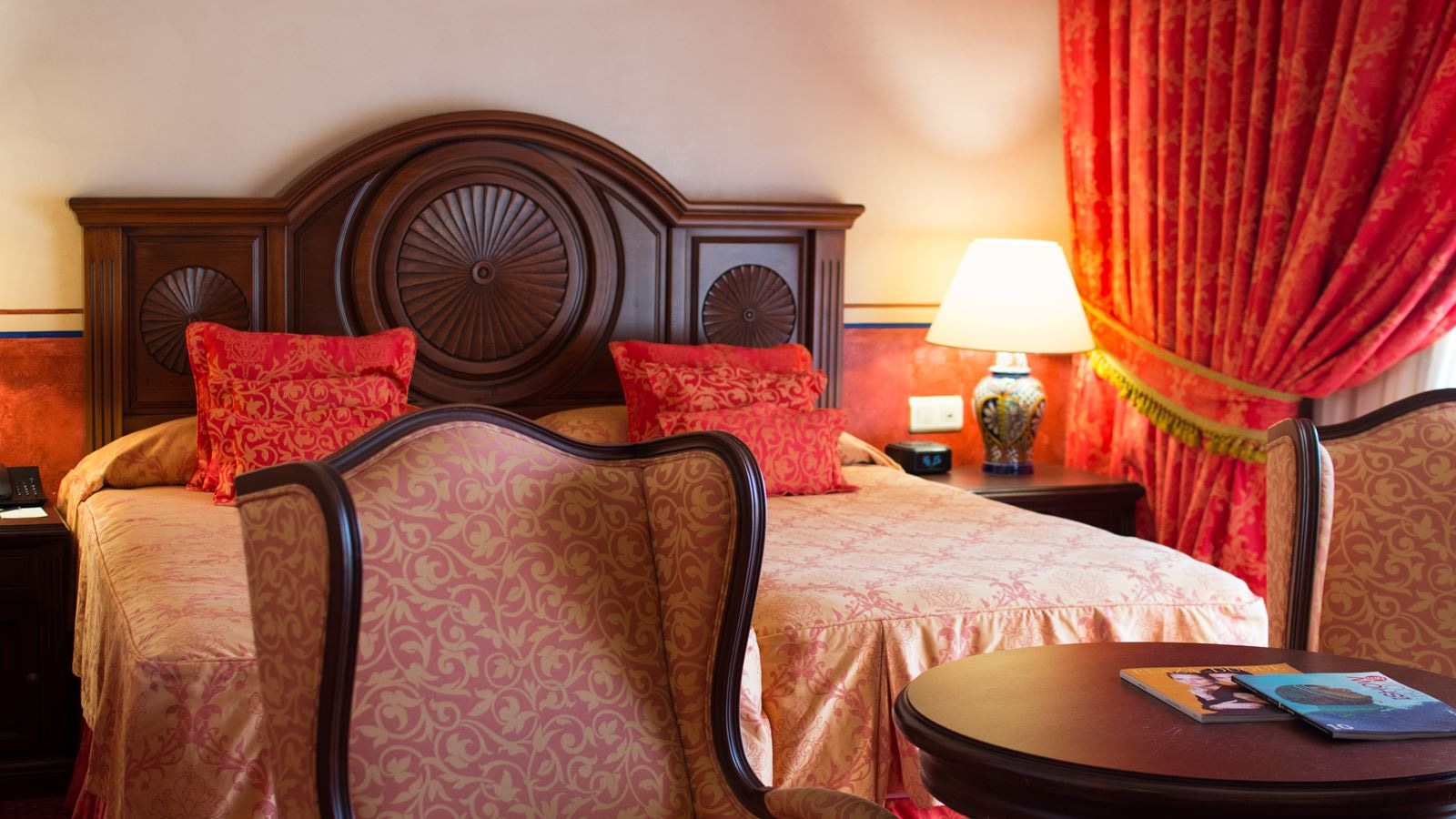 rooms-double-room-garden-view--balcony-or-terrace