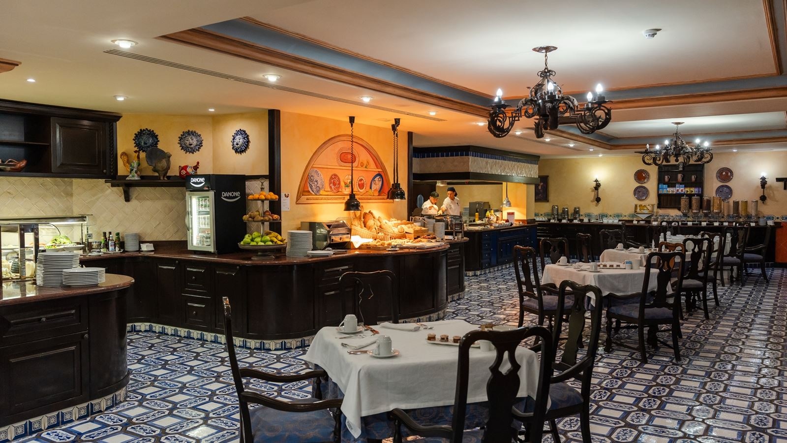 restaurants-restaurants