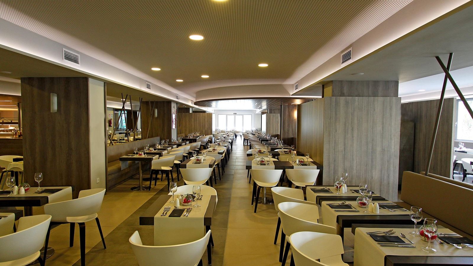 restaurants-hotel-restaurant